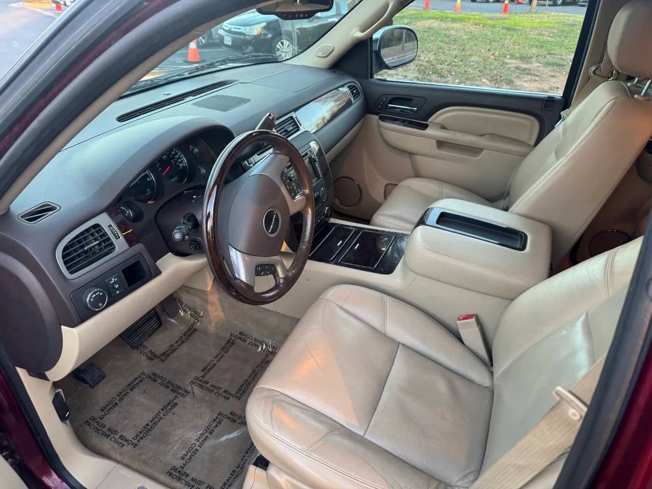 Used 2011 GMC Yukon Denali image 26