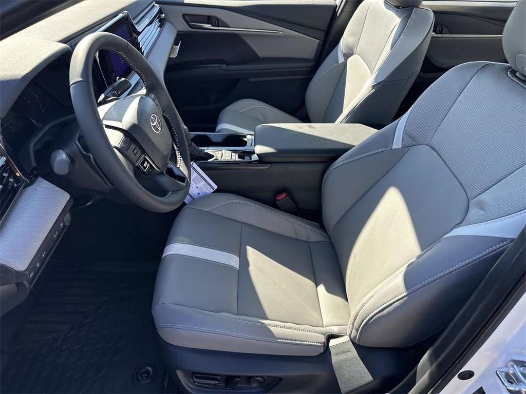 New 2026 Toyota Camry SE image 18