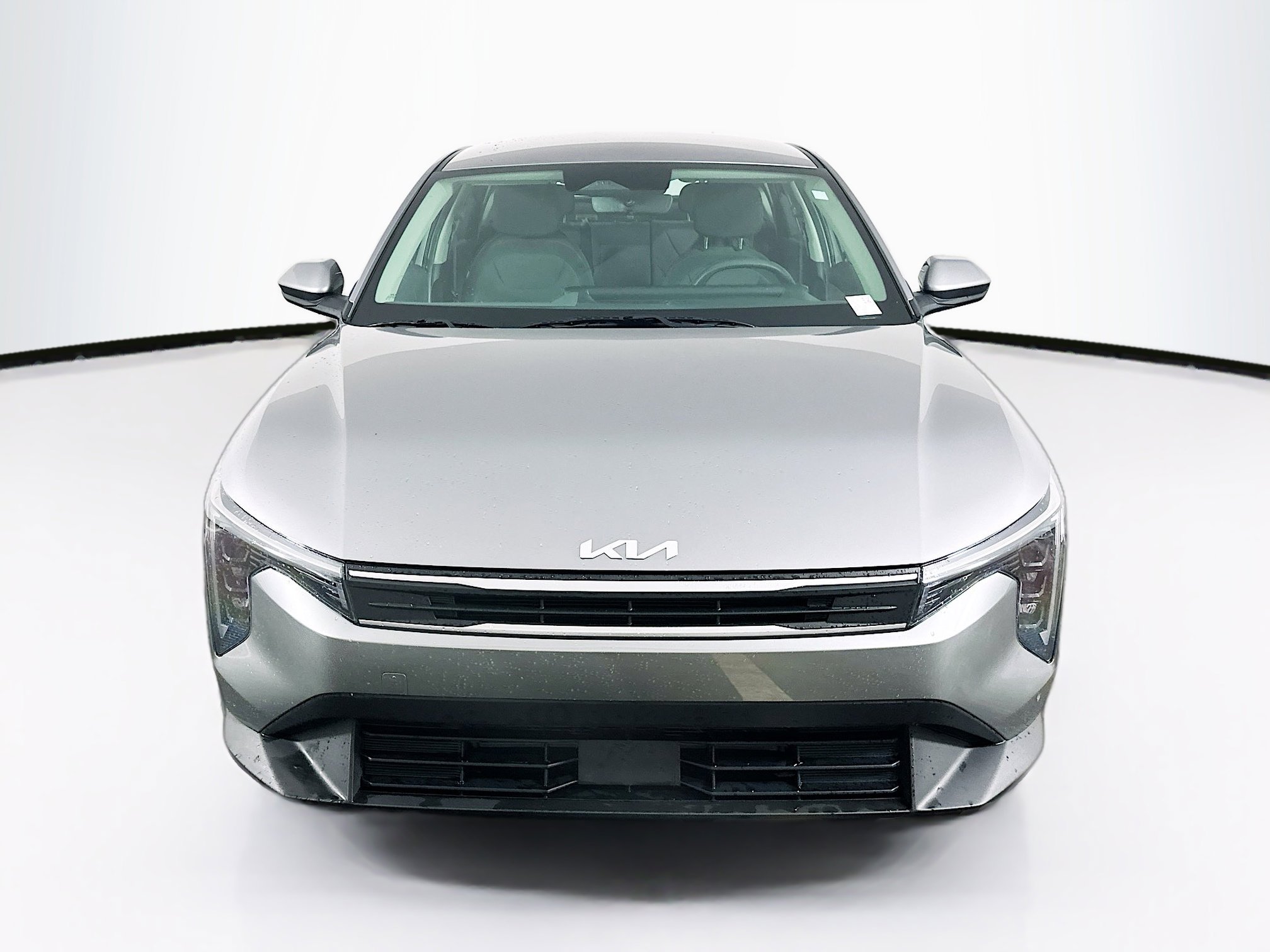 Used 2025 Kia K4 LXS image 2