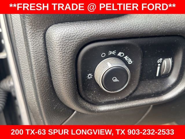 Used 2024 RAM 2500 Tradesman w/ Chrome Appearance Group image 6