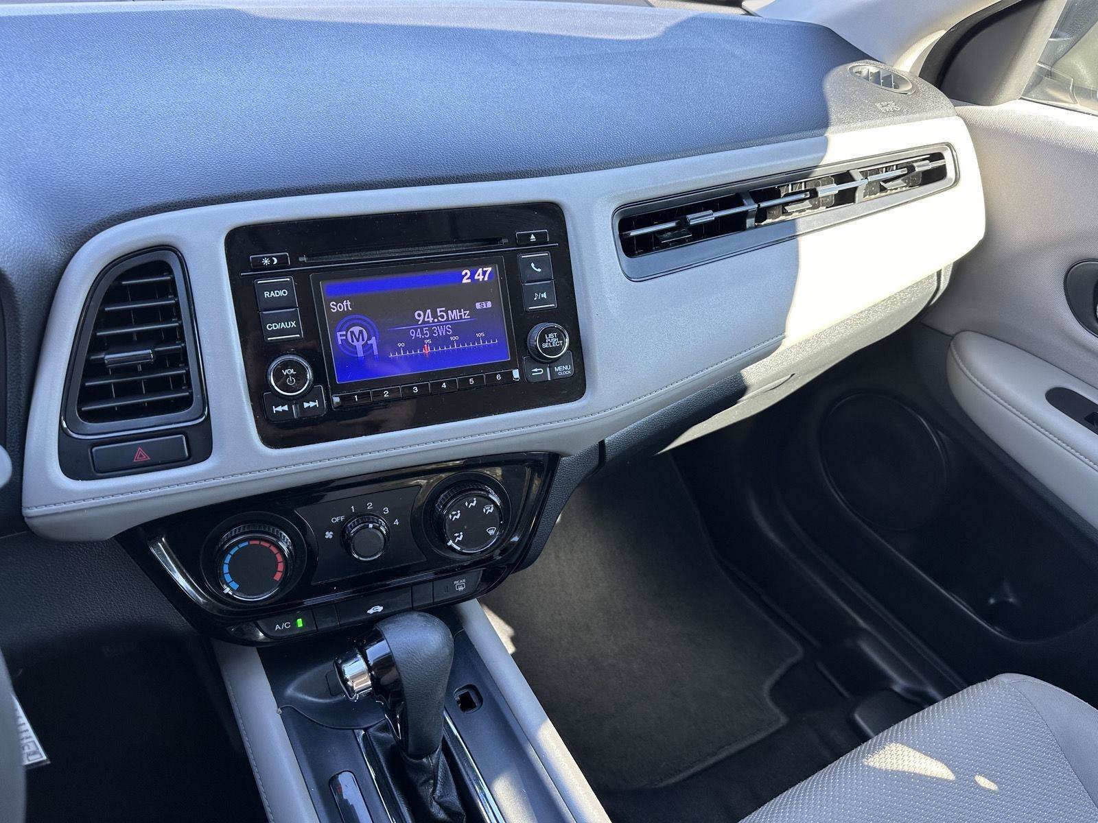 Used 2017 Honda HR-V LX image 20