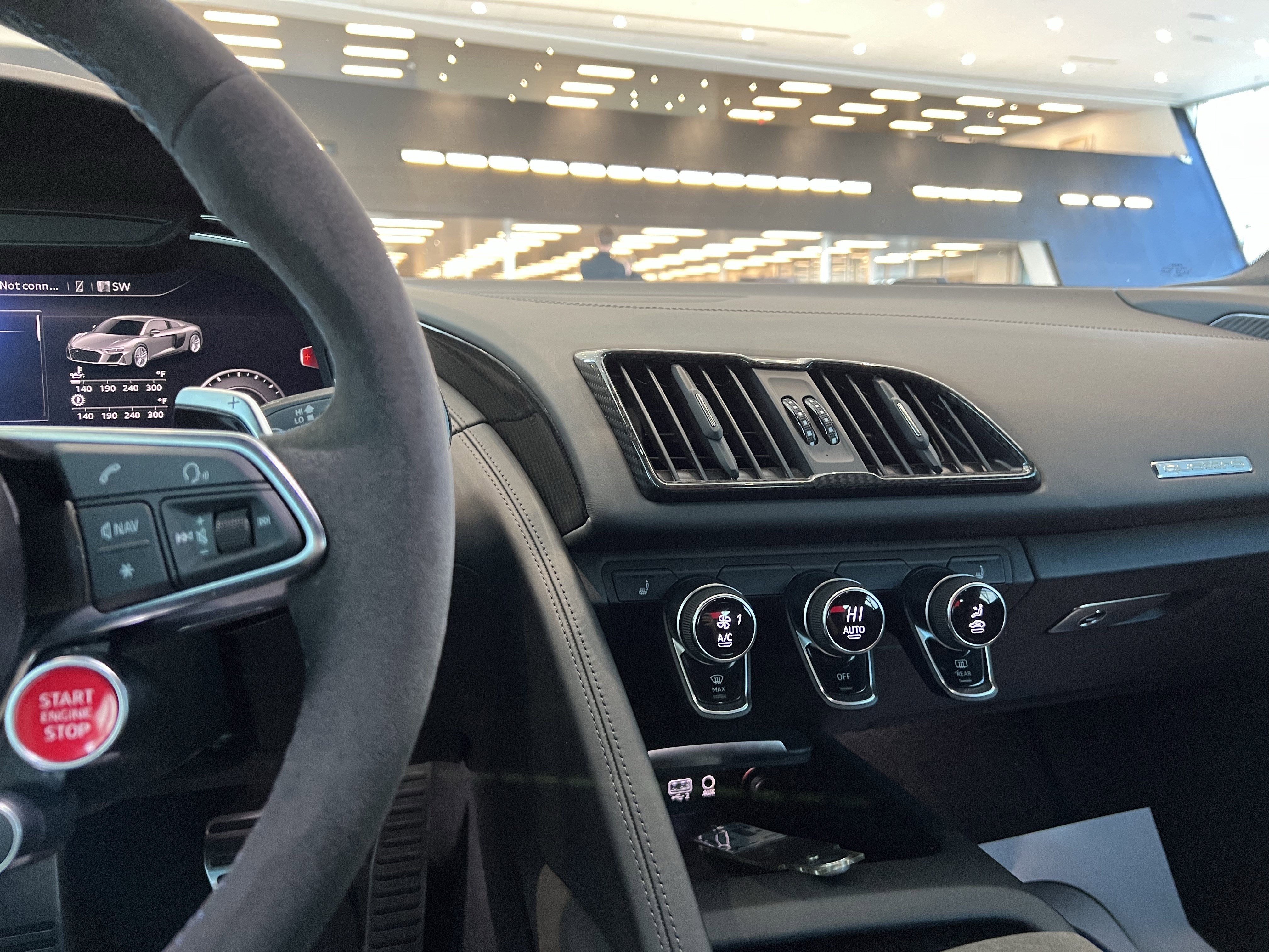 Used 2023 Audi R8 V10 performance w/ R8 Performance Design Package image 31