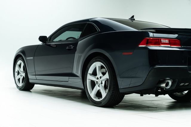 Used 2015 Chevrolet Camaro SS w/ Rear Vision Package image 18