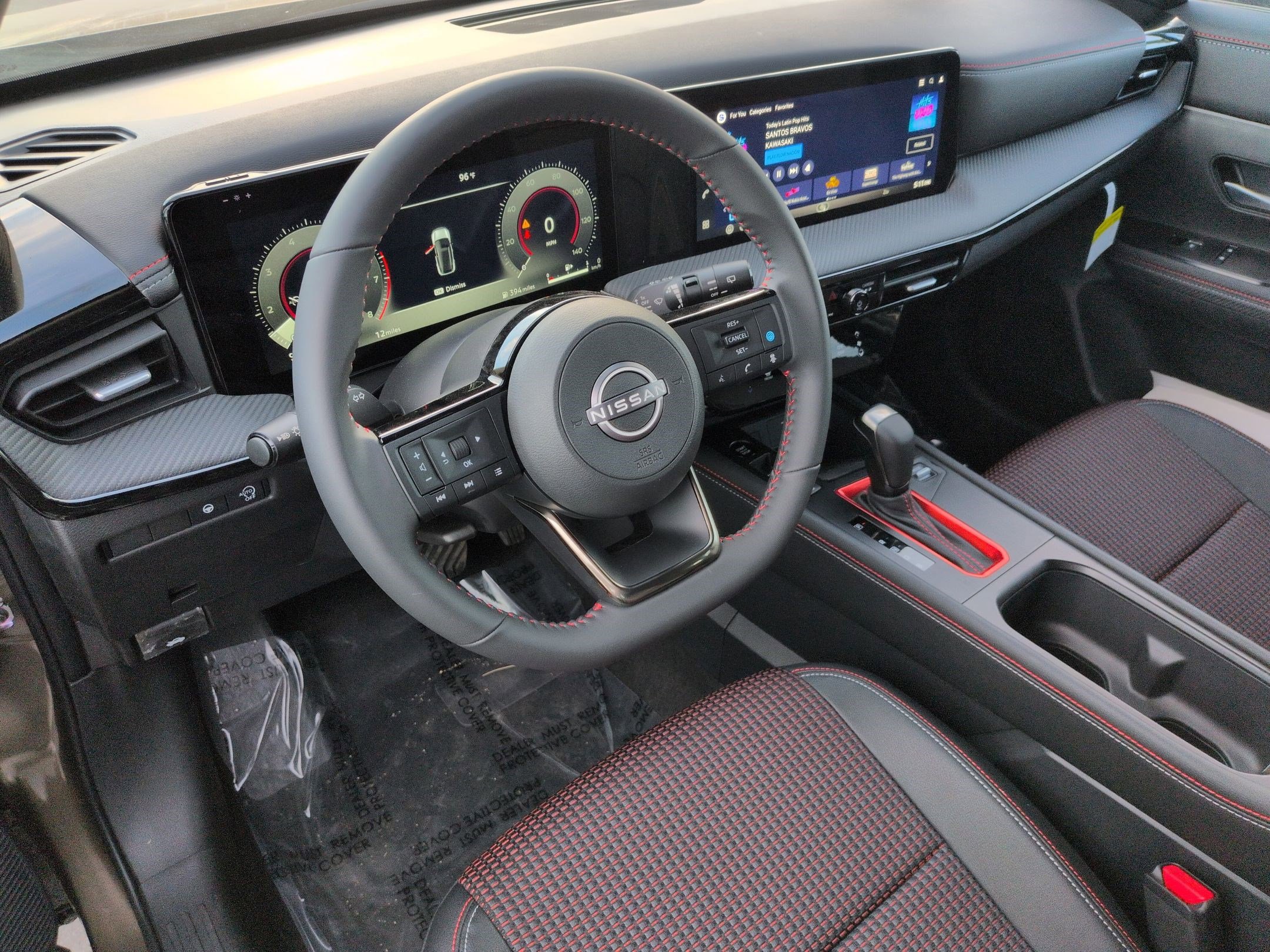 New 2026 Nissan Kicks SR image 2