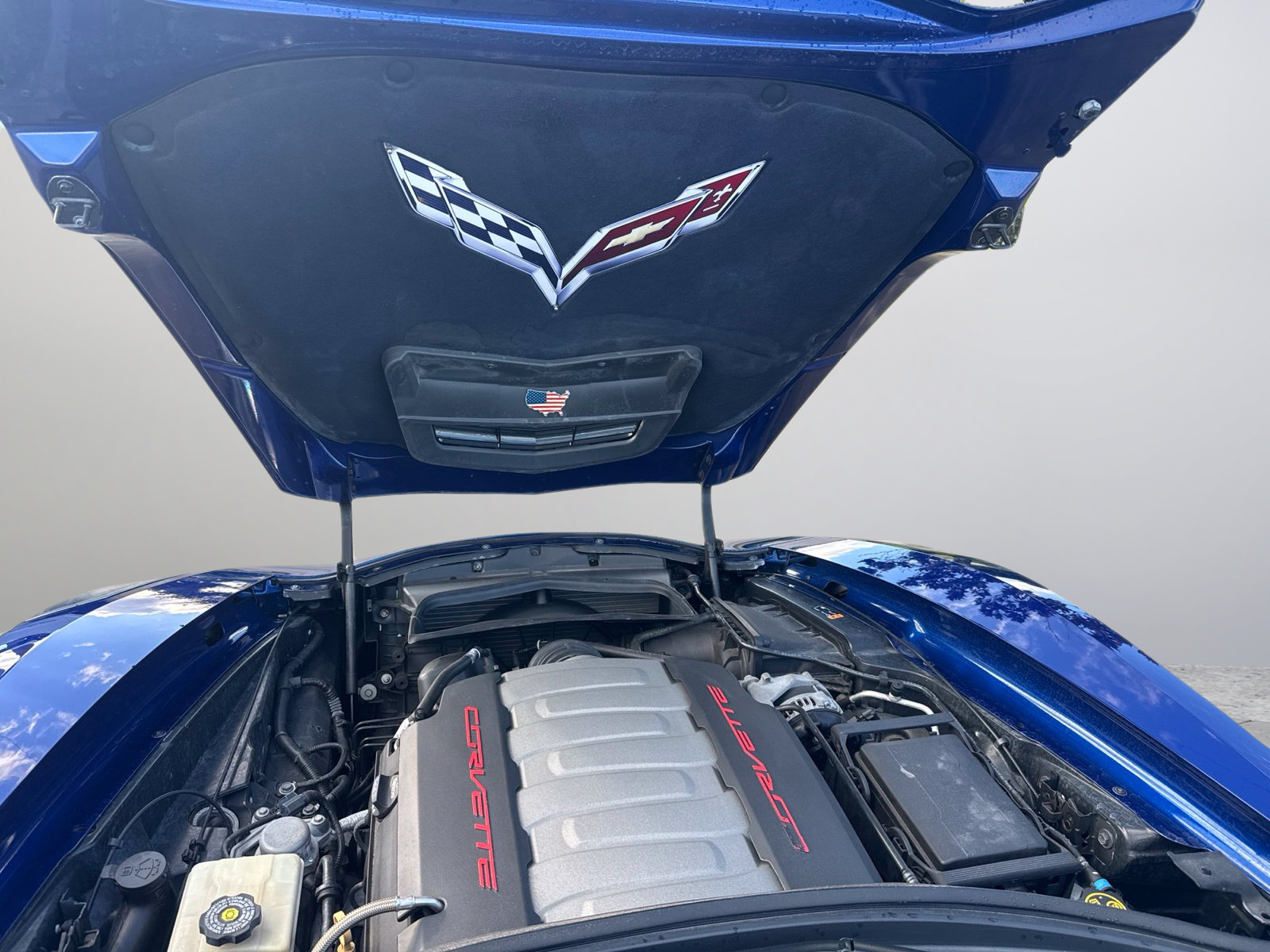 Used 2019 Chevrolet Corvette Stingray Coupe w/ 1LT RWD image 20