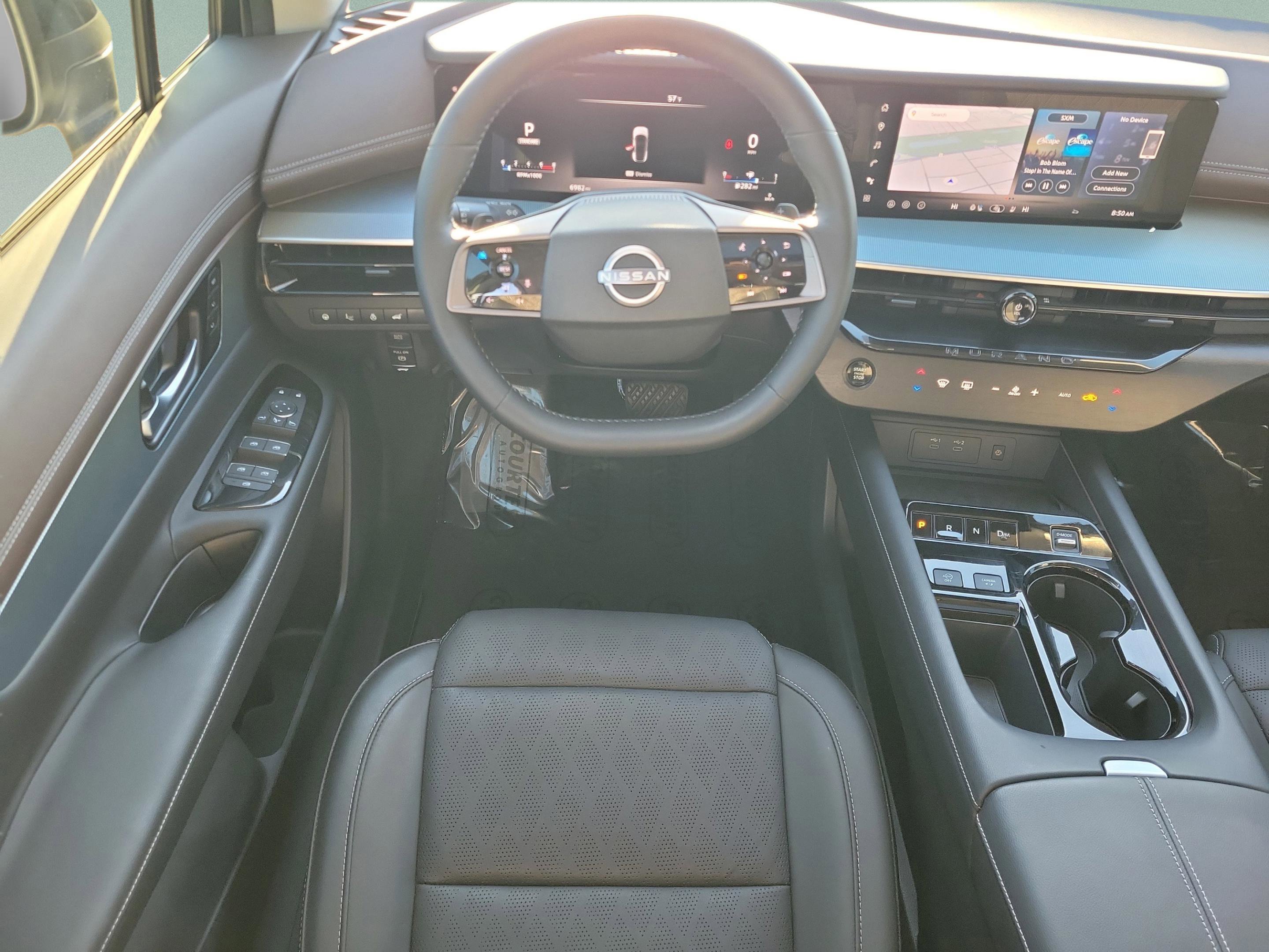 Certified 2025 Nissan Murano Platinum w/ Cargo Package image 14