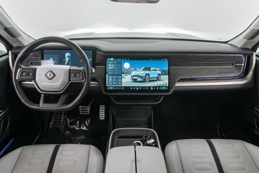 Used 2023 Rivian R1S Adventure Quad AWD/4WD image 23