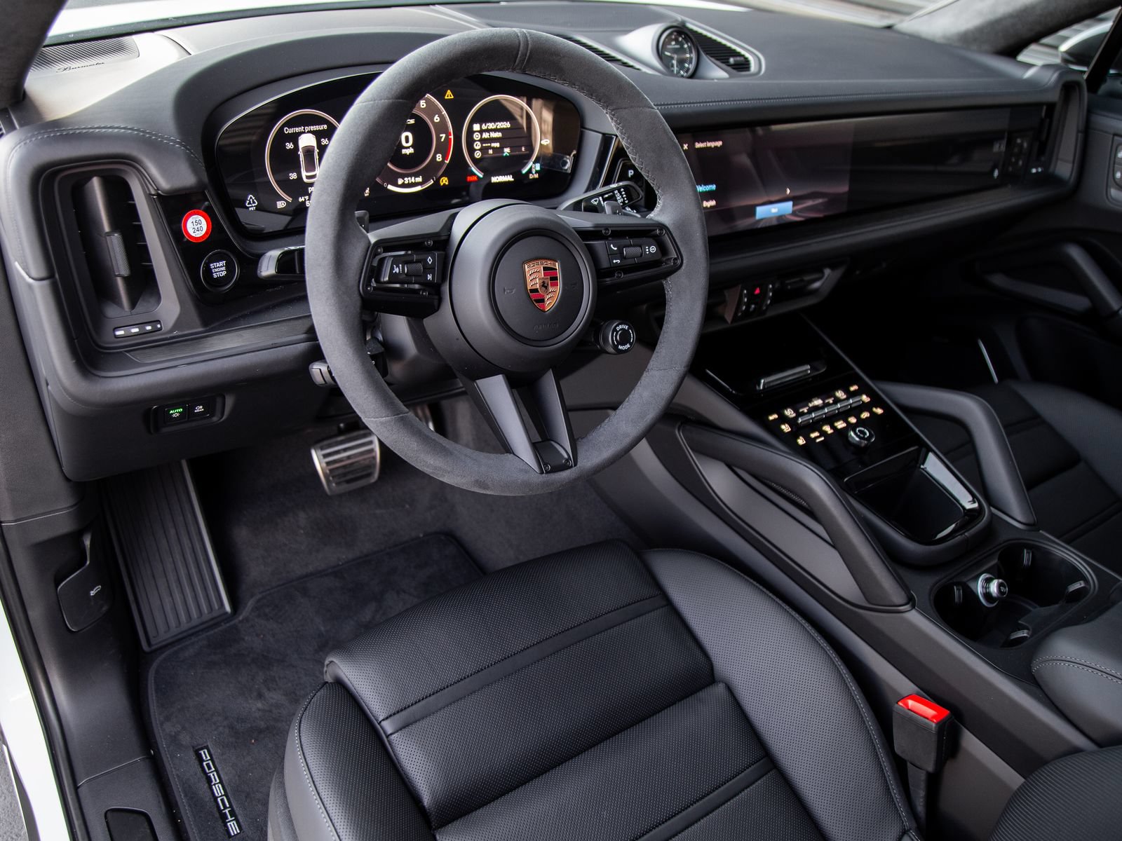 New 2026 Porsche Cayenne GTS AWD/4WD image 4