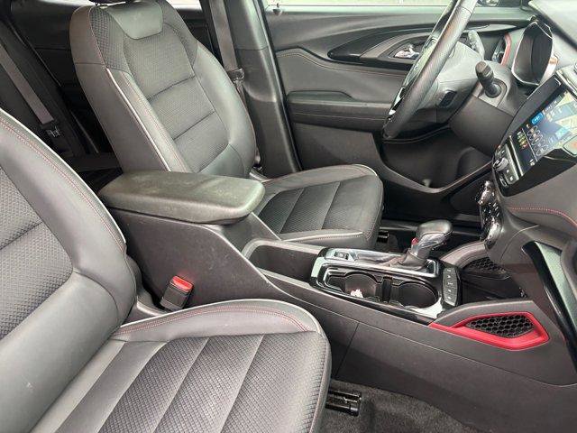 Used 2022 Chevrolet TrailBlazer RS w/ Technology Package image 13