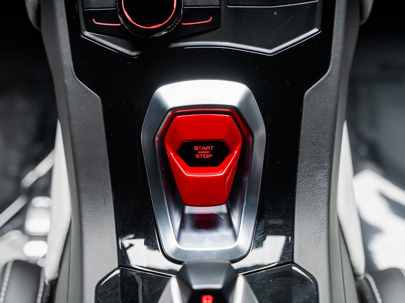 Used 2016 Lamborghini Huracan LP 610-4 AWD/4WD image 66