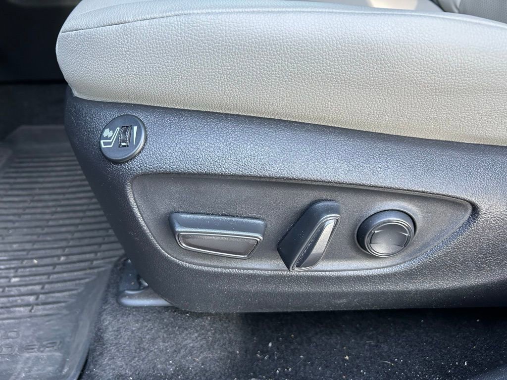 Certified 2025 Toyota Grand Highlander AWD Hybrid image 17