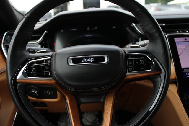 Used 2022 Jeep Grand Cherokee L Summit AWD/4WD image 16