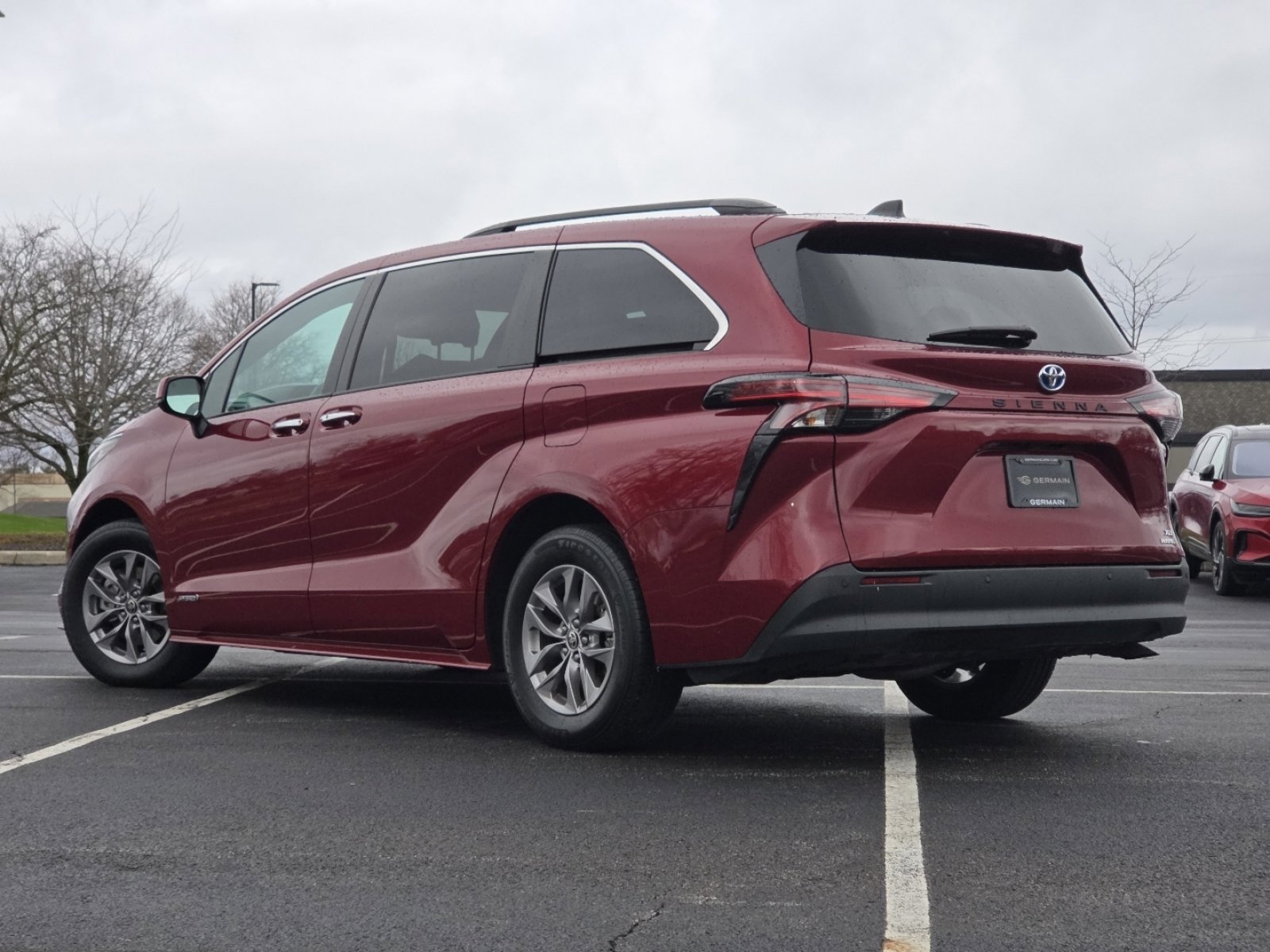 Used 2021 Toyota Sienna XLE w/ XLE Plus Package image 16