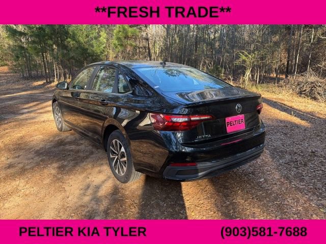 Used 2024 Volkswagen Jetta S image 8