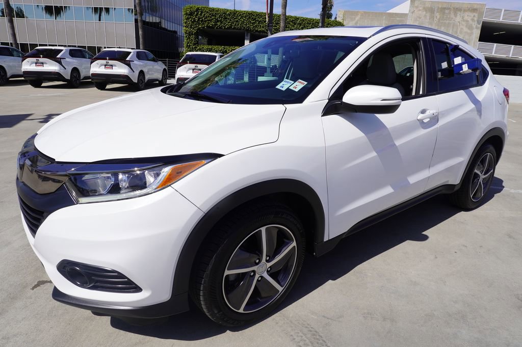 Used 2022 Honda HR-V EX image 3