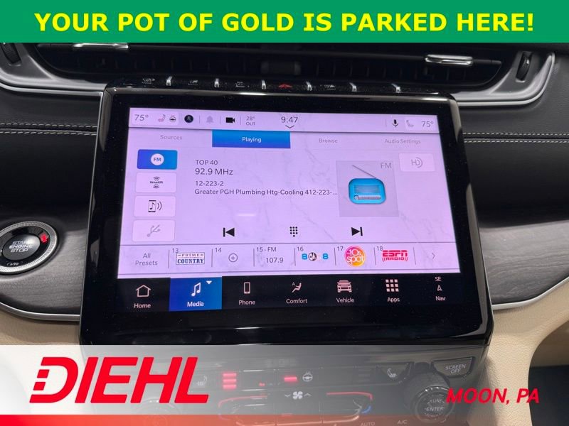 Used 2025 Jeep Grand Cherokee Limited w/ Black Appearance Package image 31