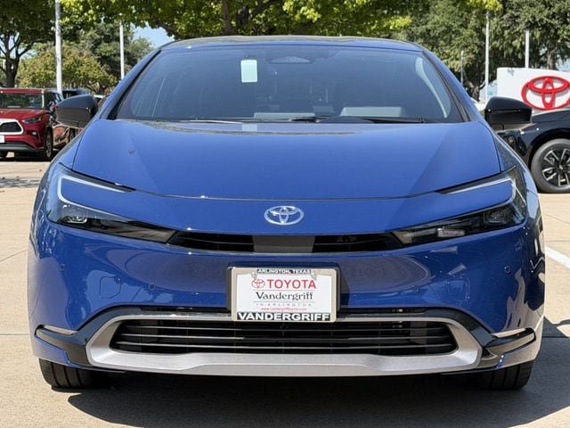 New 2027 Toyota Prius XLE FWD image 8