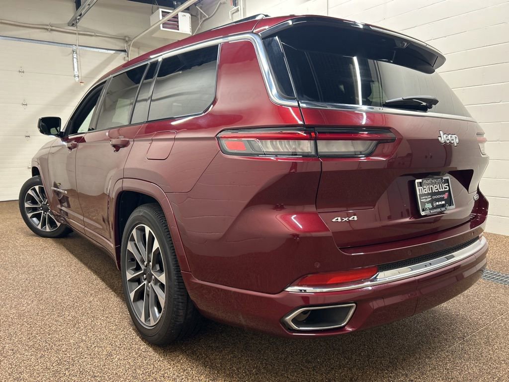 Used 2025 Jeep Grand Cherokee L Overland w/ Luxury Tech Group IV image 4