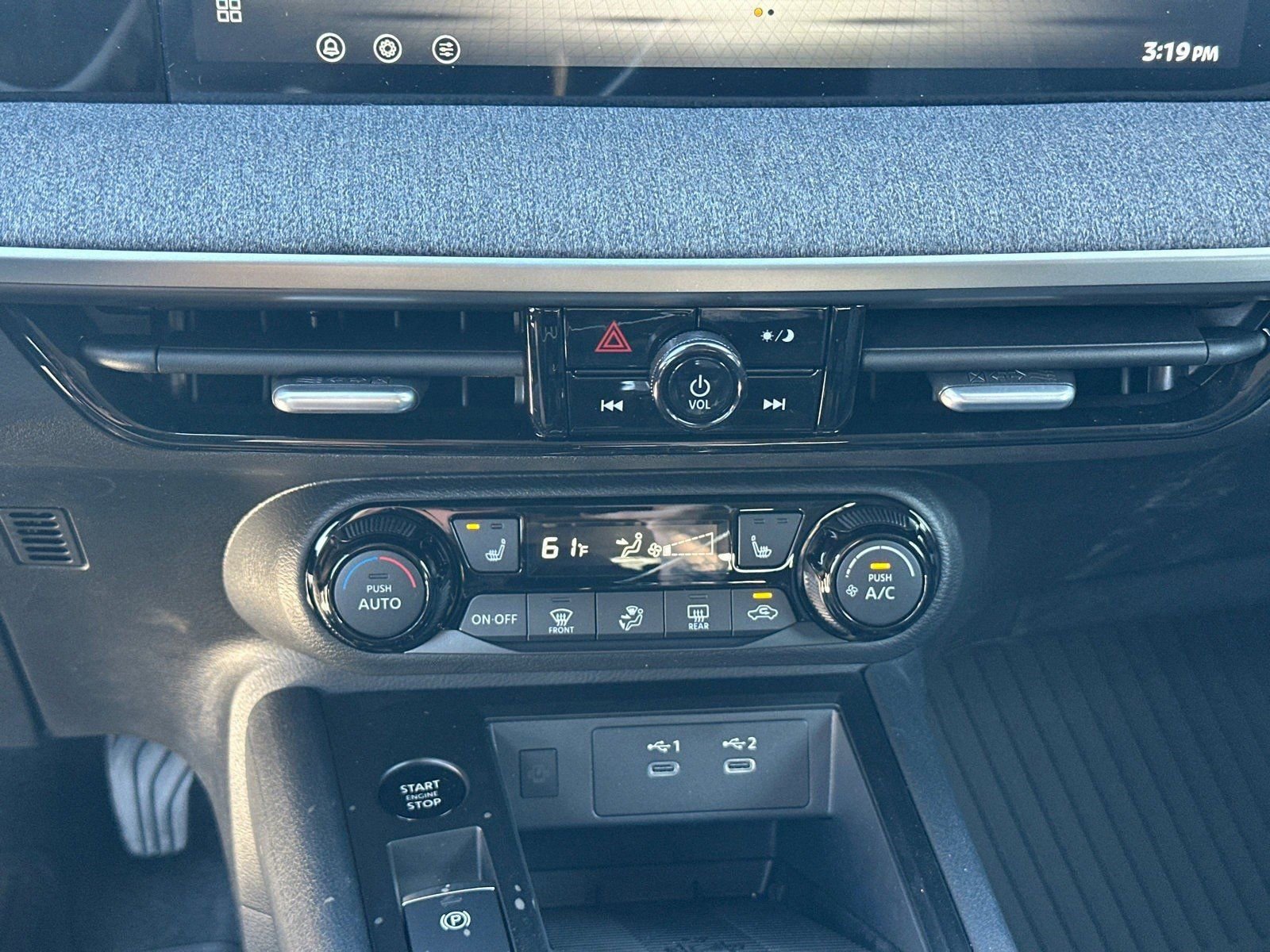 New 2026 Nissan Kicks SV w/ SV Premium Package image 29