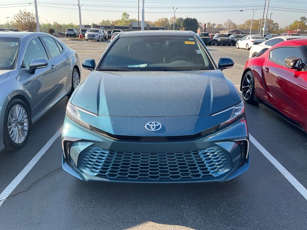 Used 2025 Toyota Camry XSE image 10