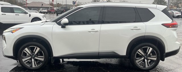 Used 2024 Nissan Rogue SL w/ SL Premium Package image 5