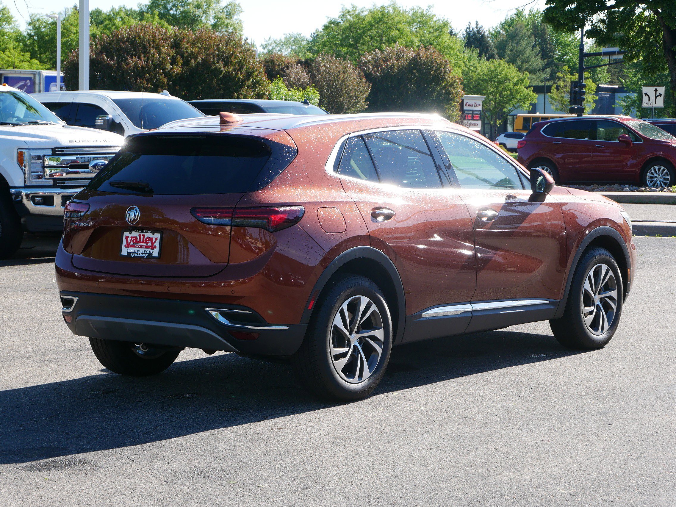 Used 2021 Buick Envision Essence w/ Technology Package I image 9