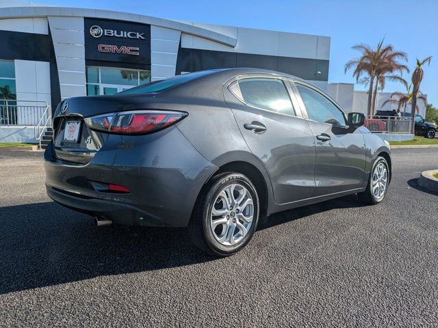 Used 2017 Toyota Yaris iA FWD image 4