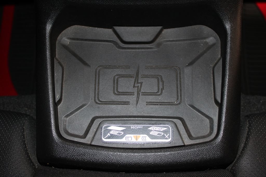 Used 2018 Chevrolet Camaro SS RWD image 26