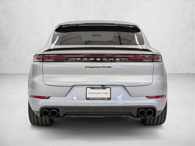 Used 2024 Porsche Cayenne Turbo image 10