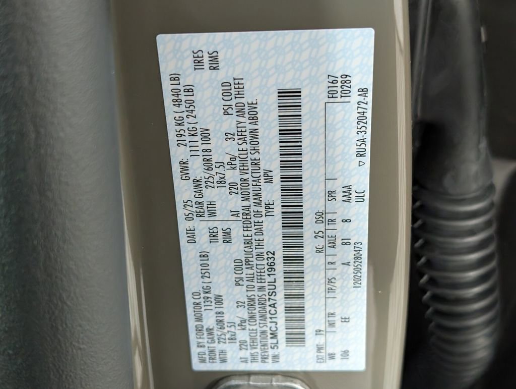 New 2025 Lincoln Corsair FWD image 10