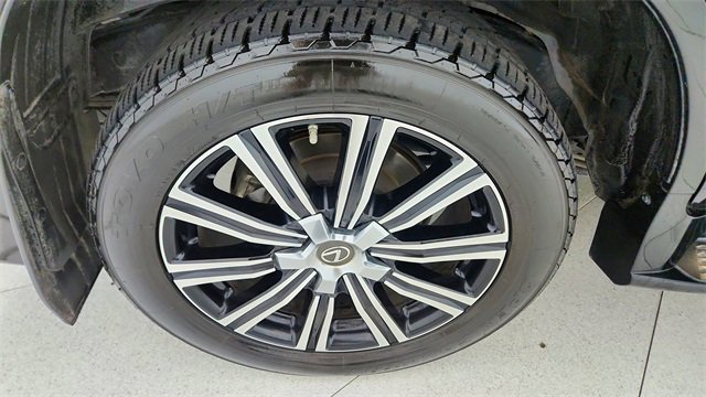 Used 2021 Lexus LX 570 4WD w/ 3rd Row & Luxury Pkg image 61