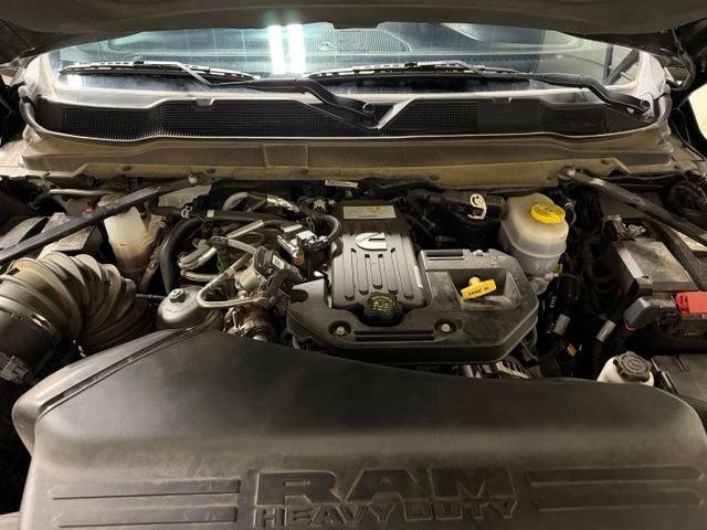 Used 2025 RAM 3500 Big Horn AWD/4WD image 40