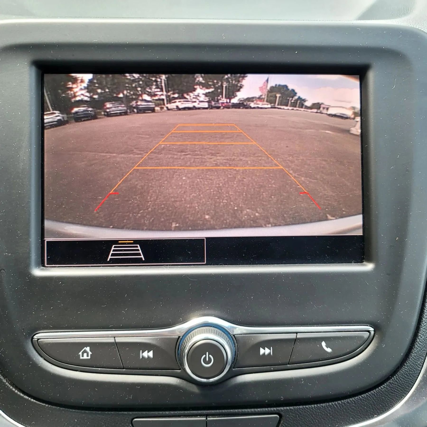 Used 2022 Chevrolet Equinox LT image 18