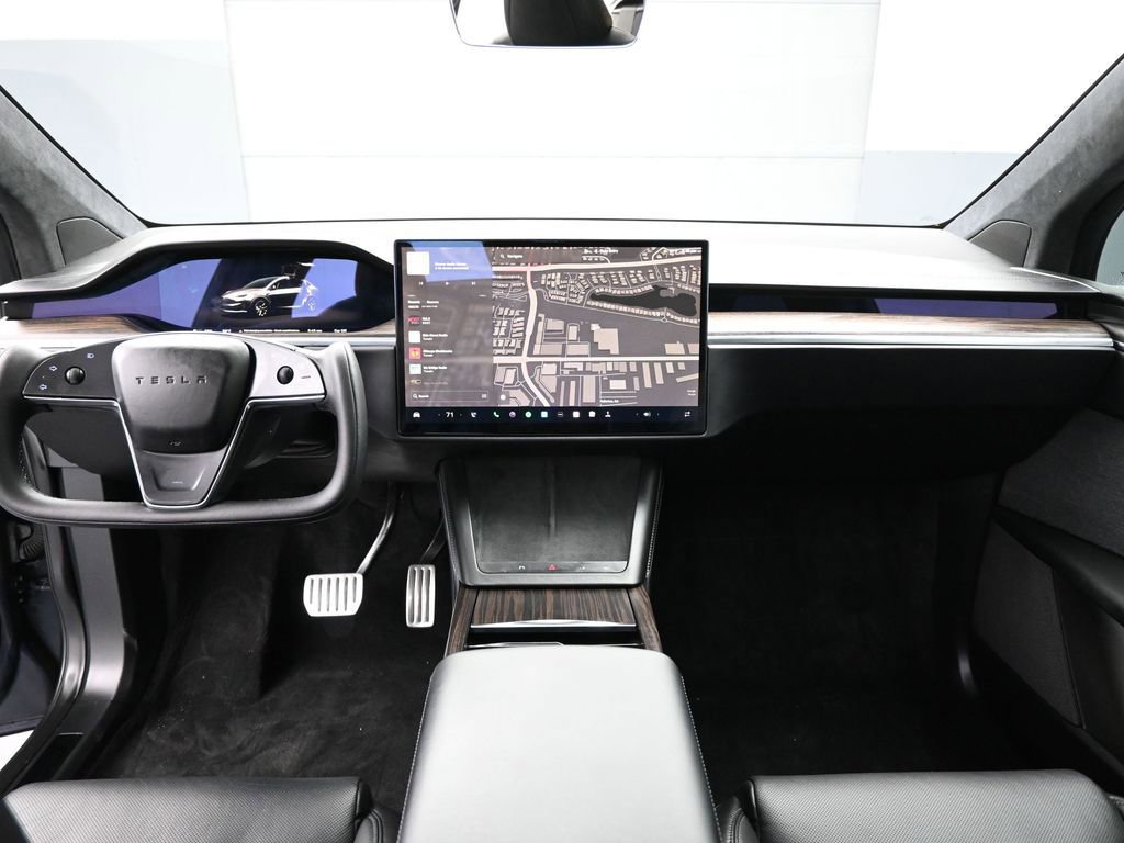 Used 2023 Tesla Model X image 20