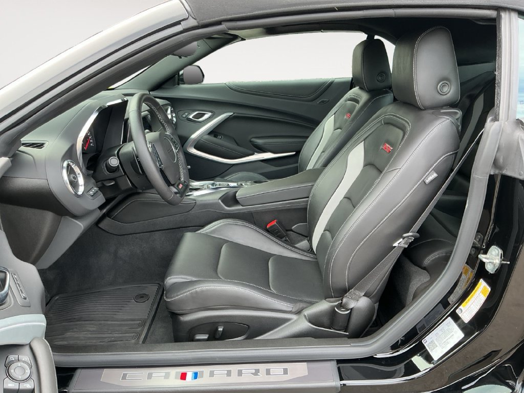 Certified 2023 Chevrolet Camaro SS RWD image 16