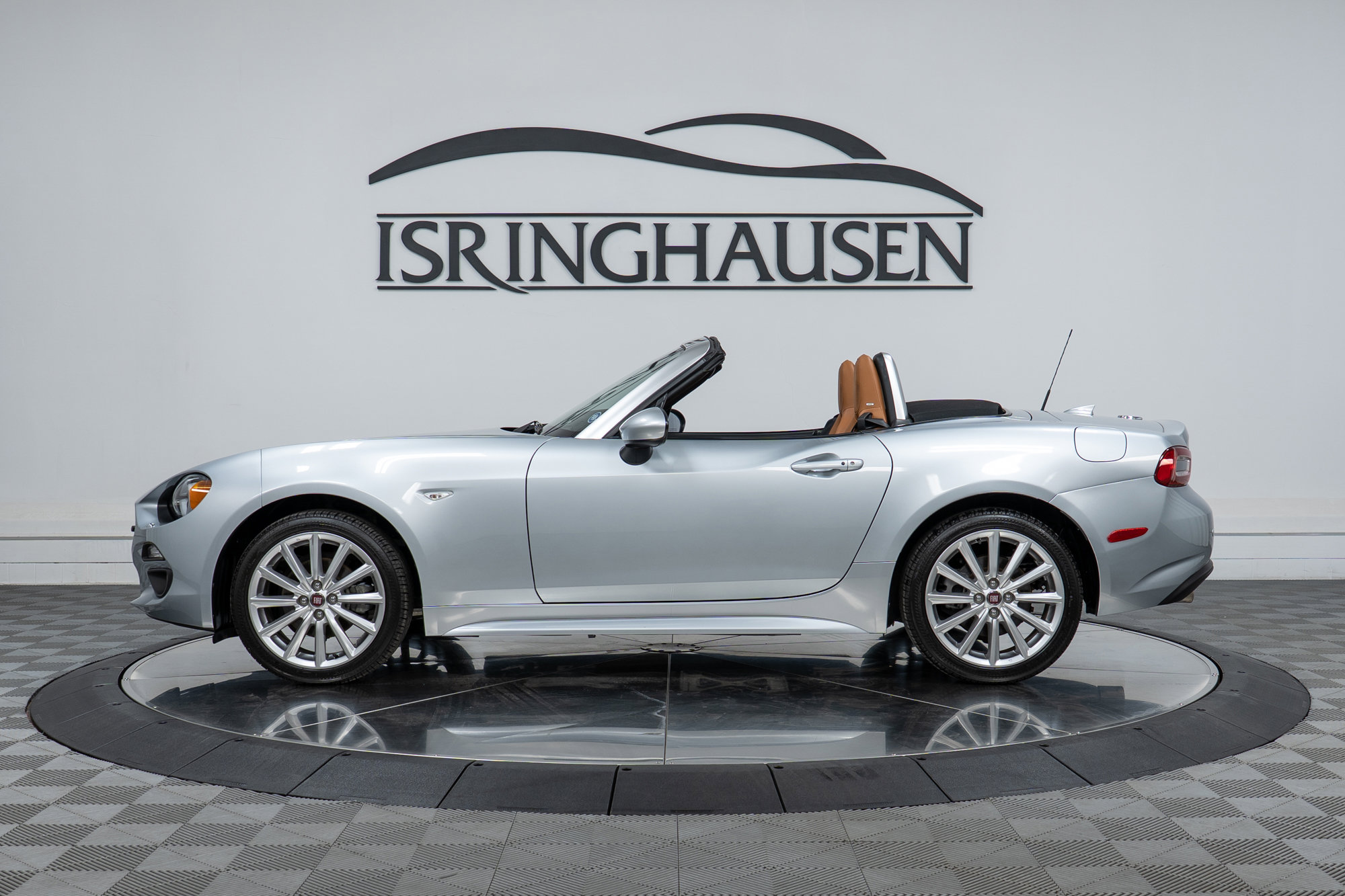 Used 2018 FIAT 124 Spider Lusso w/ Convenience Group image 8