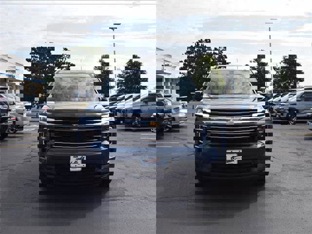 New 2026 Chevrolet Traverse LT image 2