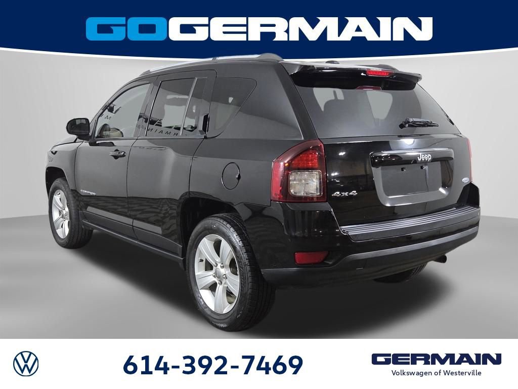 Used 2015 Jeep Compass Latitude image 11
