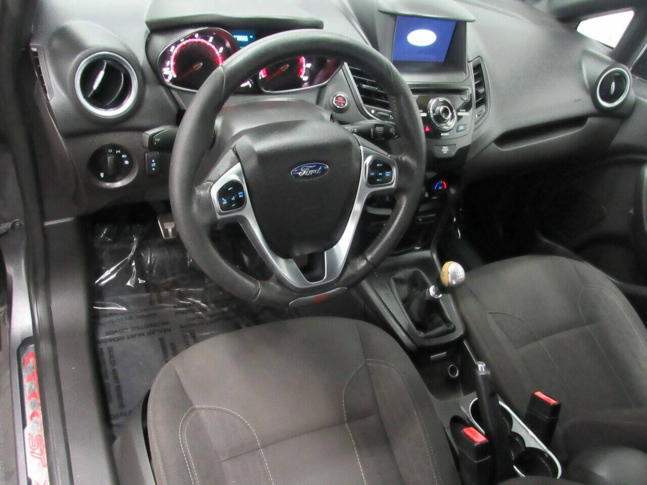 Used 2017 Ford Fiesta ST FWD image 8