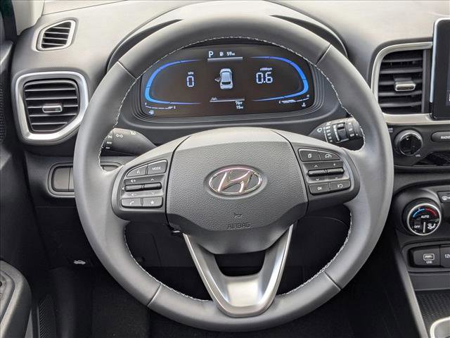 Used 2025 Hyundai Venue SEL image 12