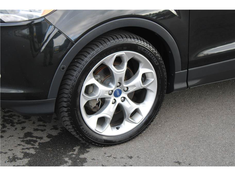 Used 2014 Ford Escape Titanium w/ Equipment Group 401A AWD/4WD image 6