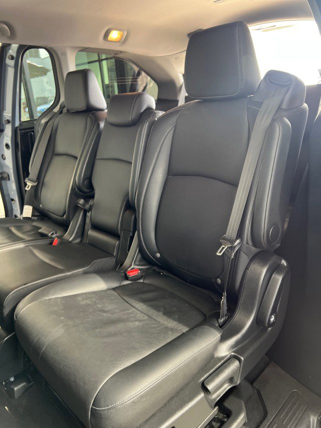 Used 2023 Honda Odyssey Touring image 9
