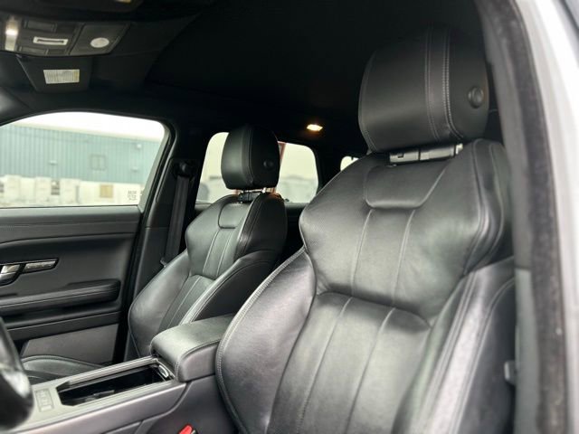 Used 2019 Land Rover Range Rover Evoque Landmark Edition image 15
