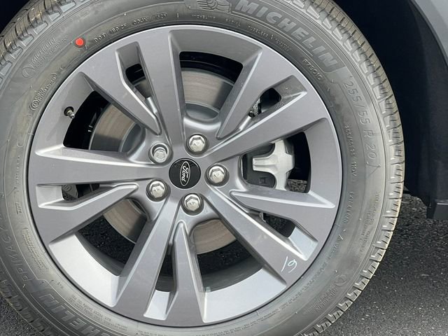 New 2026 Ford Explorer Active AWD/4WD image 7