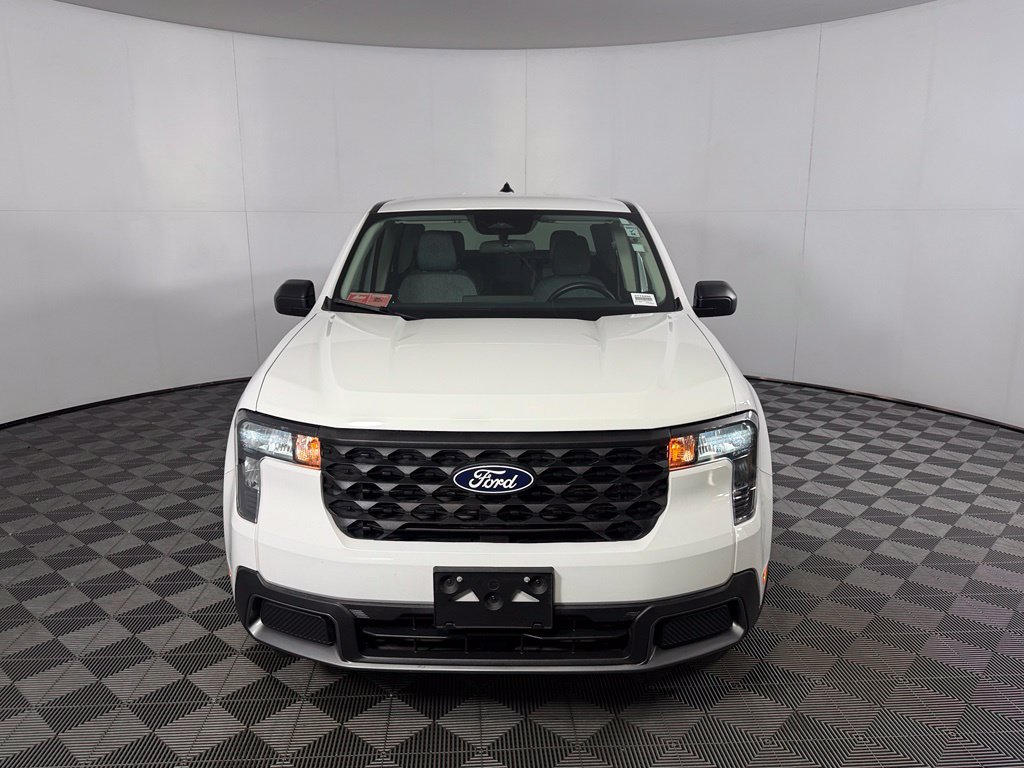 Used 2025 Ford Maverick XLT w/ Equipment Group 302A AWD/4WD image 4