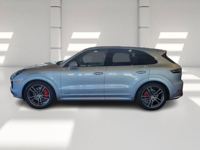 Used 2022 Porsche Cayenne GTS image 5