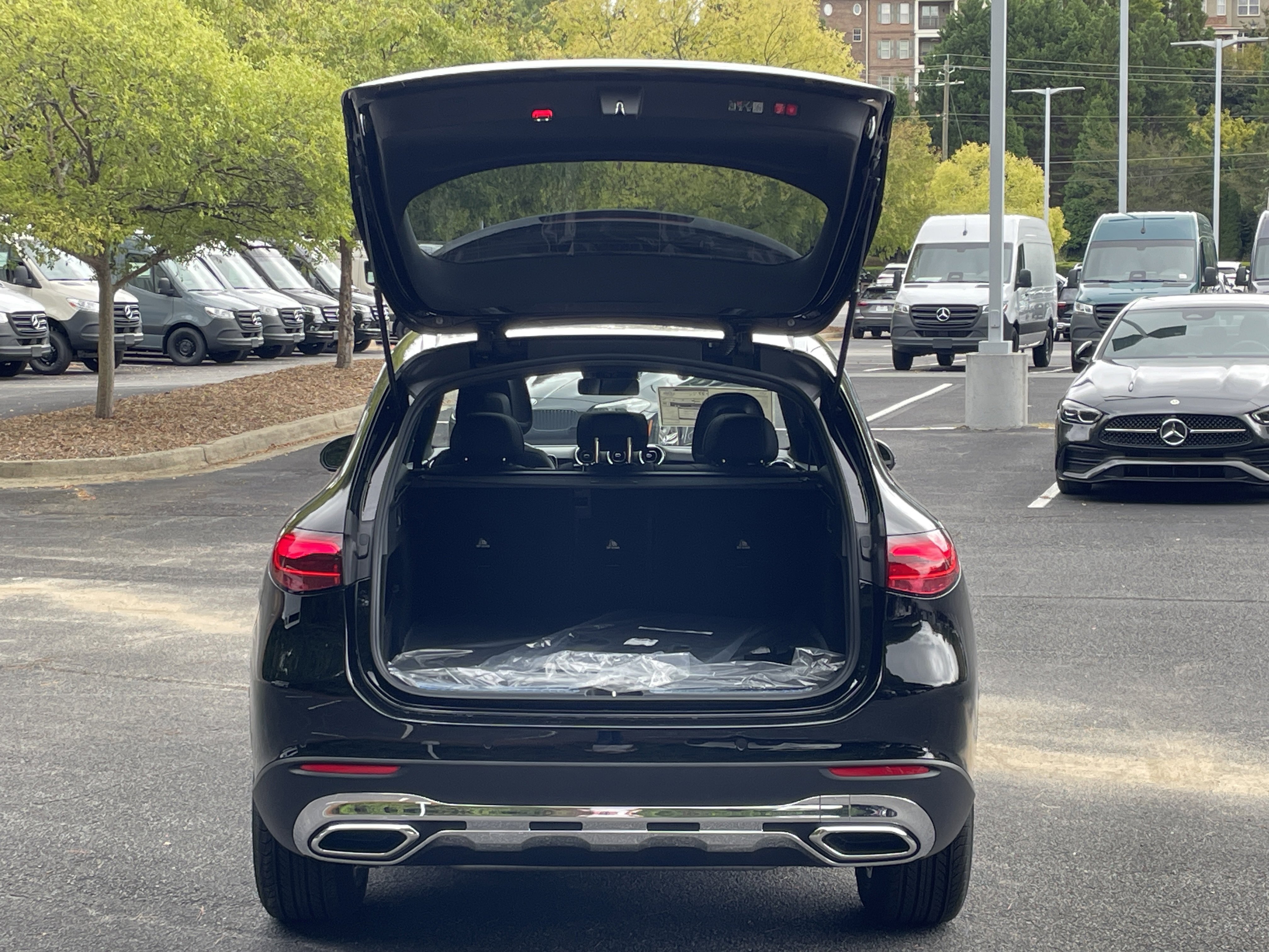 New 2026 Mercedes-Benz GLC 300 image 8
