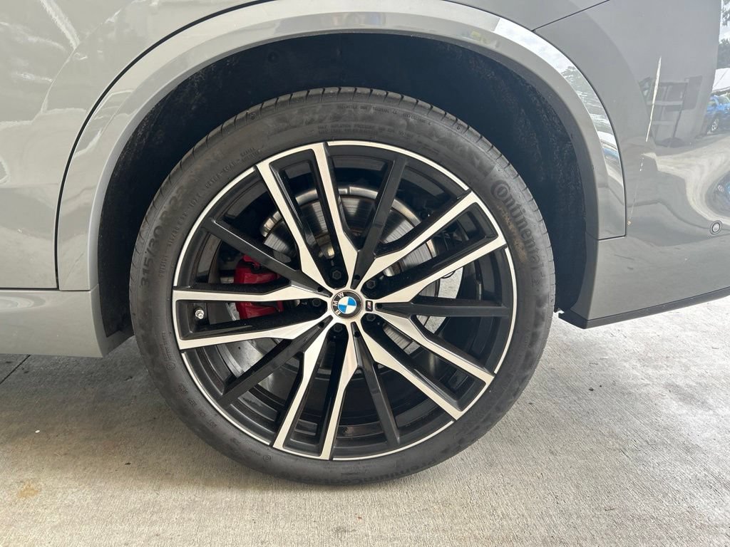 Used 2024 BMW X5 M60i AWD/4WD image 15