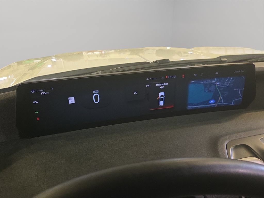 Used 2025 Ford Expedition Active AWD/4WD image 10