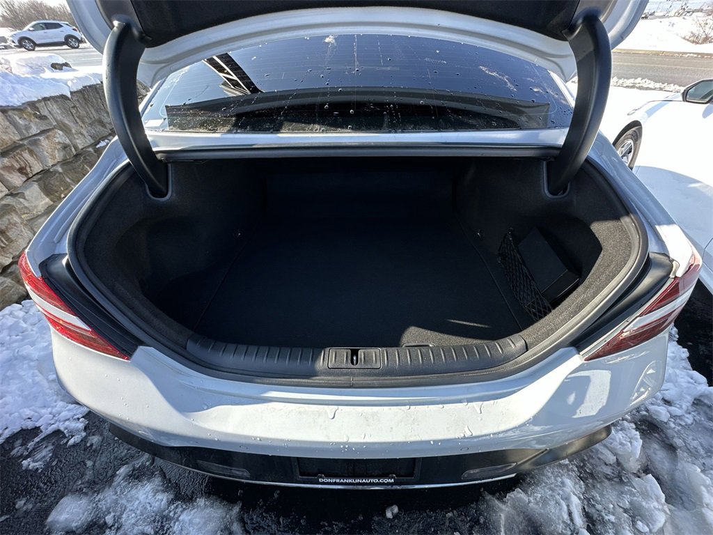 Used 2022 Genesis G70 2.0T w/ Prestige Package image 16